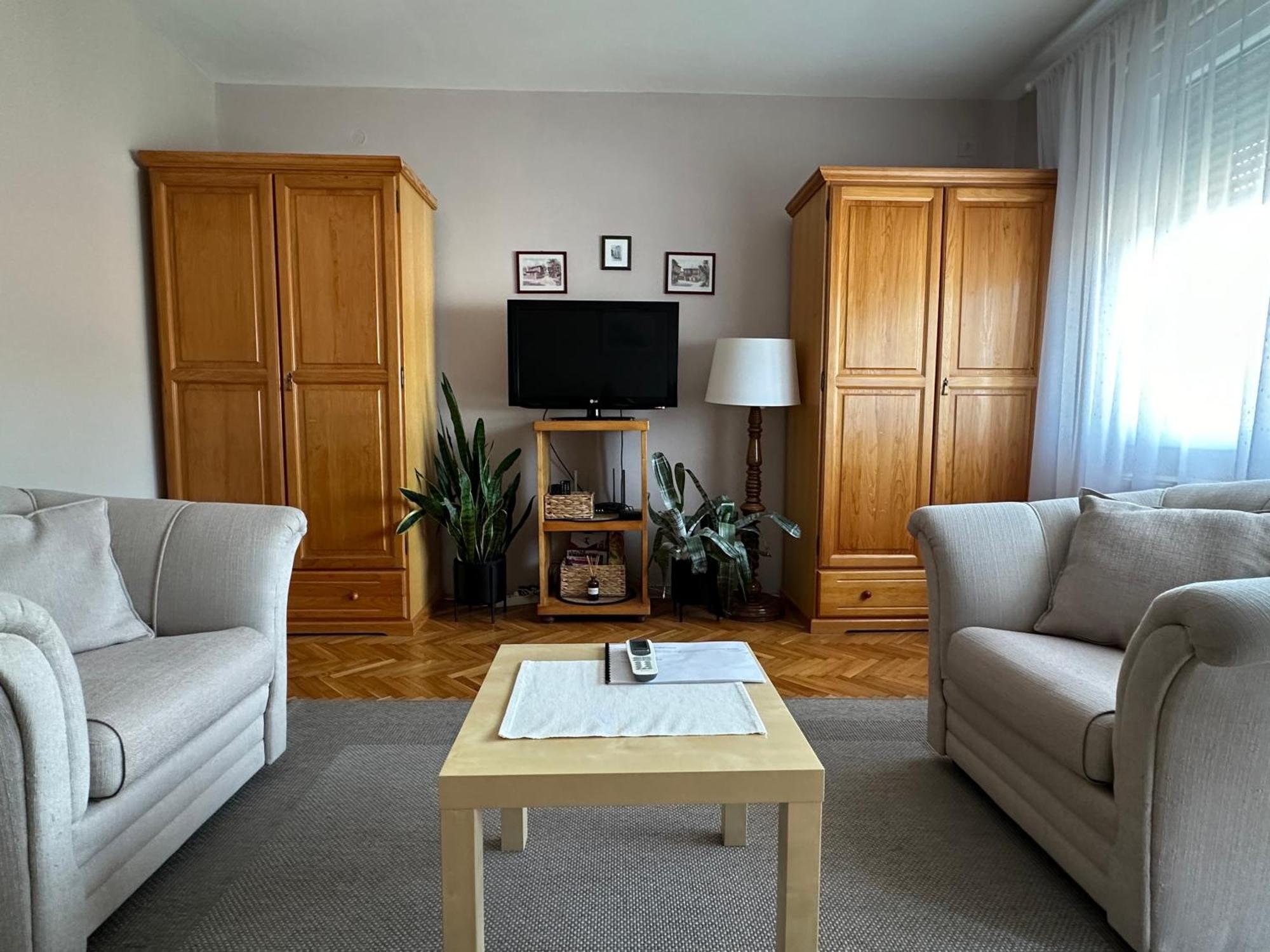 Rada Apartment