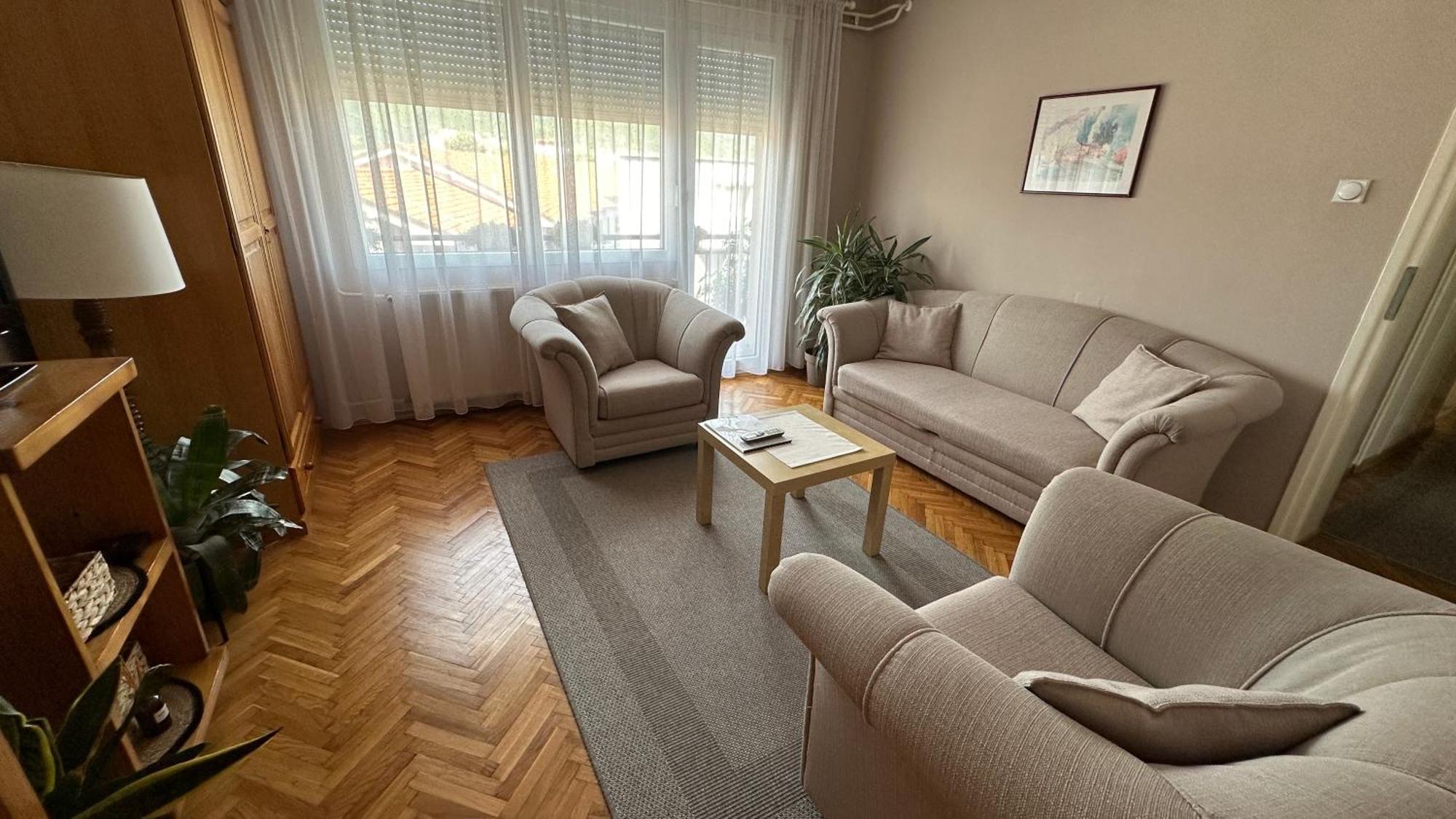 Apartment Rada *